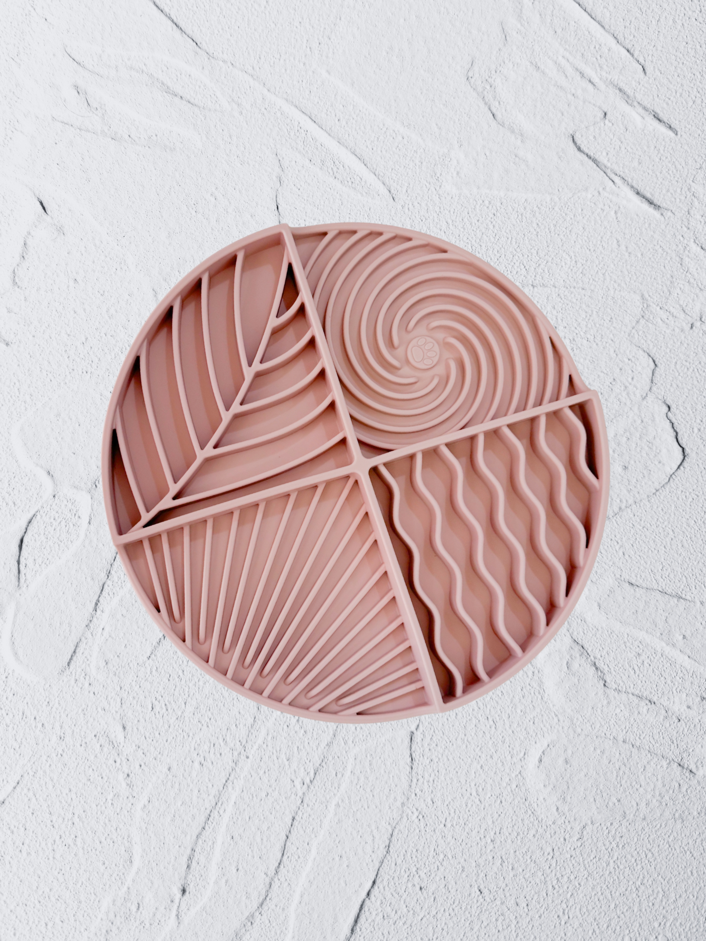 the muffin slow feeder in blush