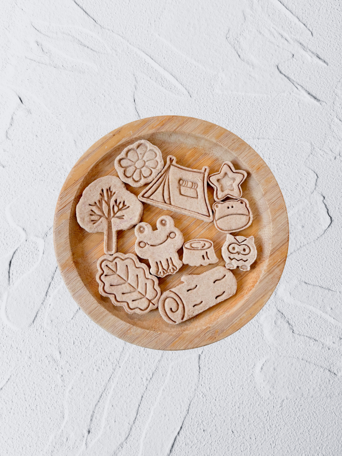 a medley of cookies (camping craze) | hoy's meat-based cookies