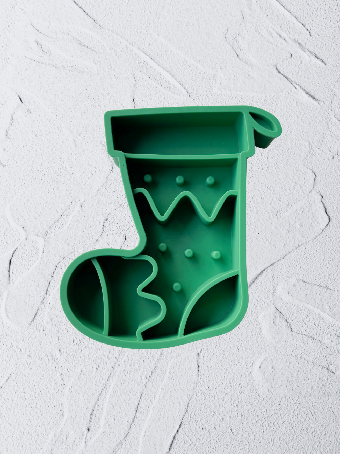 stuff me feeder (holiday wreath) (christmas special)