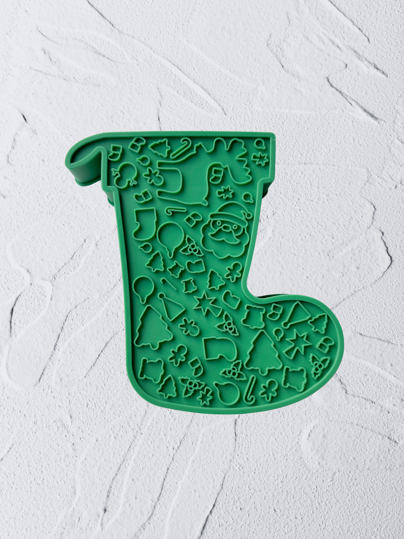 stuff me feeder (holiday wreath) (christmas special)