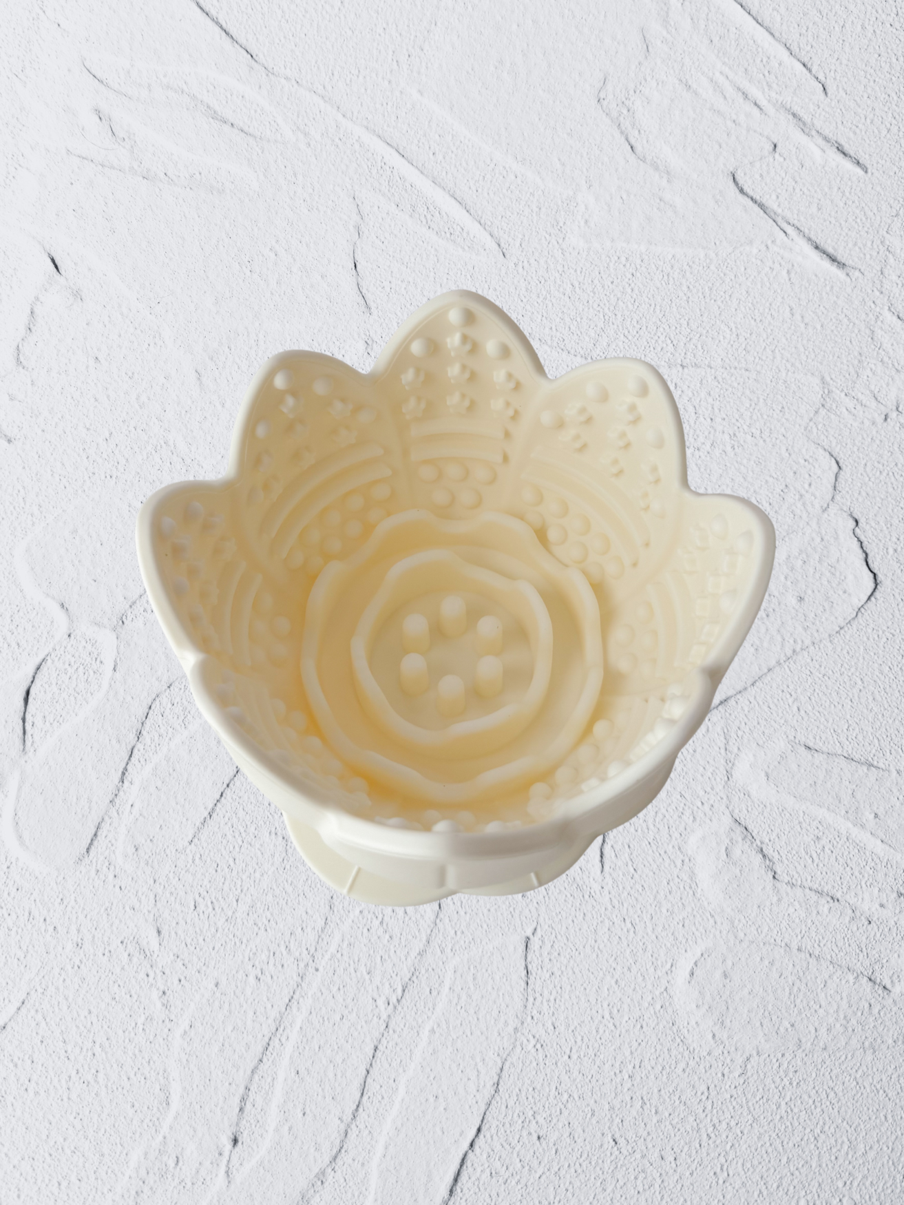 the bossam feeder (coconut)