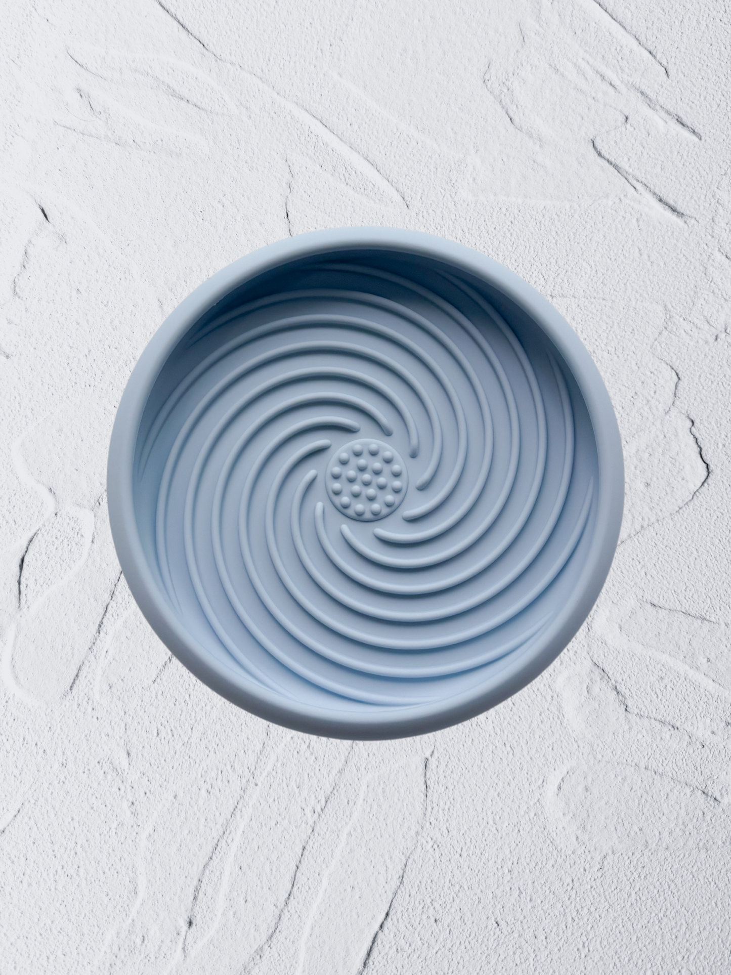 the toto slow feeder in blue