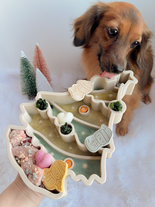 tree-mendous christmas feeder (very vanilla) (christmas special)