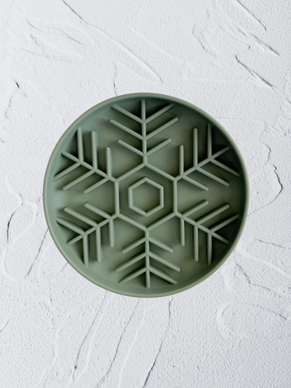 up to snow good feeder (artichoke) (christmas special)