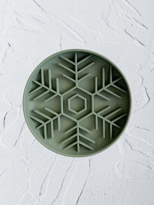 up to snow good feeder (artichoke) (christmas special)