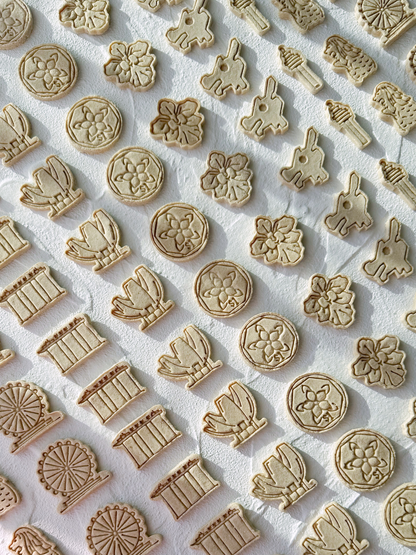 icons of singapore (hoy-pitiam national day special) (8 pieces) | hoy's meat-based cookies