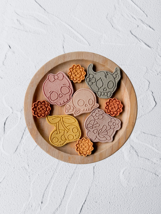 dia de muertos (day of the dead) | hoy's meat-based cookies